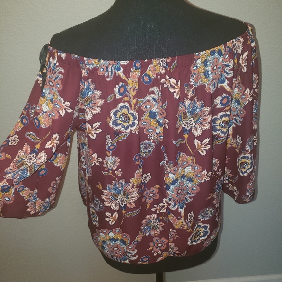 Blouse - Picture 2 of 2